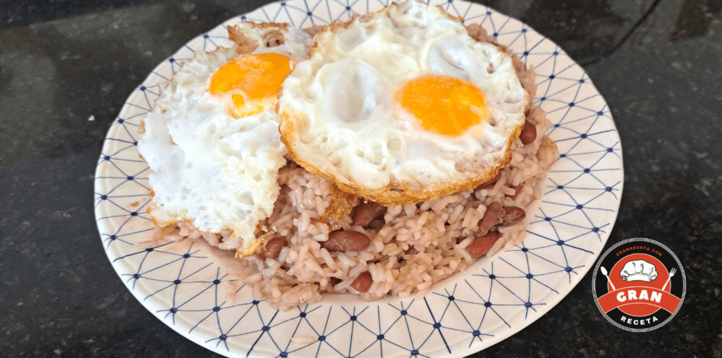 Calentao colombiano: receta paisa con frijoles y arroz del día anterior